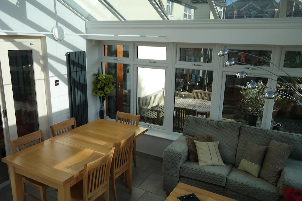 韦斯顿小屋住宿加早餐旅馆 浦耳 外观 照片